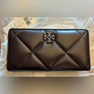 **AUTH** Tory Burch Dark Brown Quilted Leather Clutch